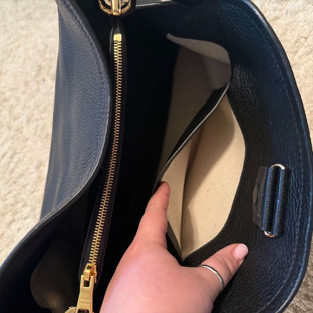 Prada Large Matinée Vitello Daino Shoulder Bag in Nero with Dustbag RARE - Picture 10 of 15